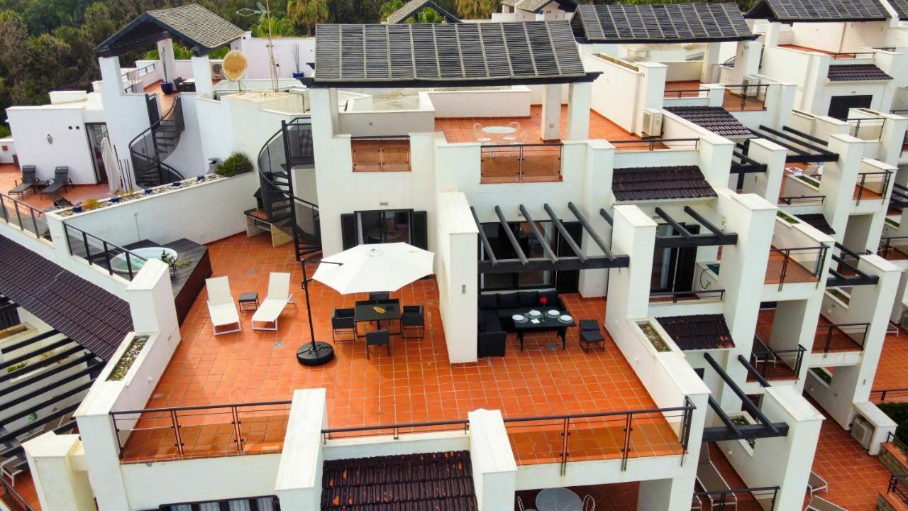 Exclusive Luxury Frontline Beach Penthouse Casares Del Mar - Estepona Екстериор снимка