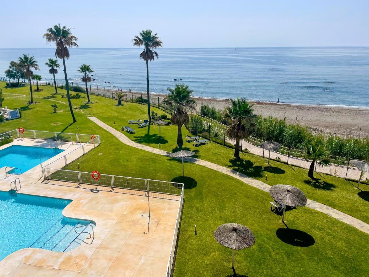 Exclusive Luxury Frontline Beach Penthouse Casares Del Mar - Estepona Екстериор снимка